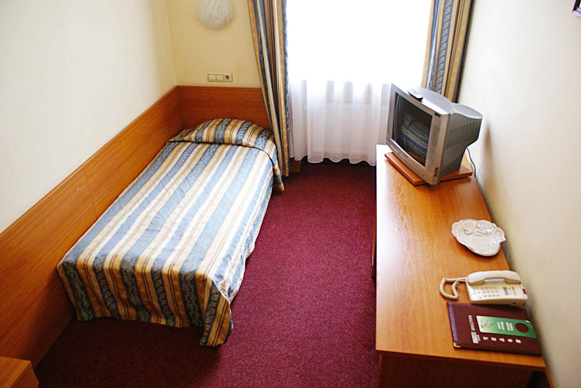 Irina Hotel รีกา ภายนอก รูปภาพ