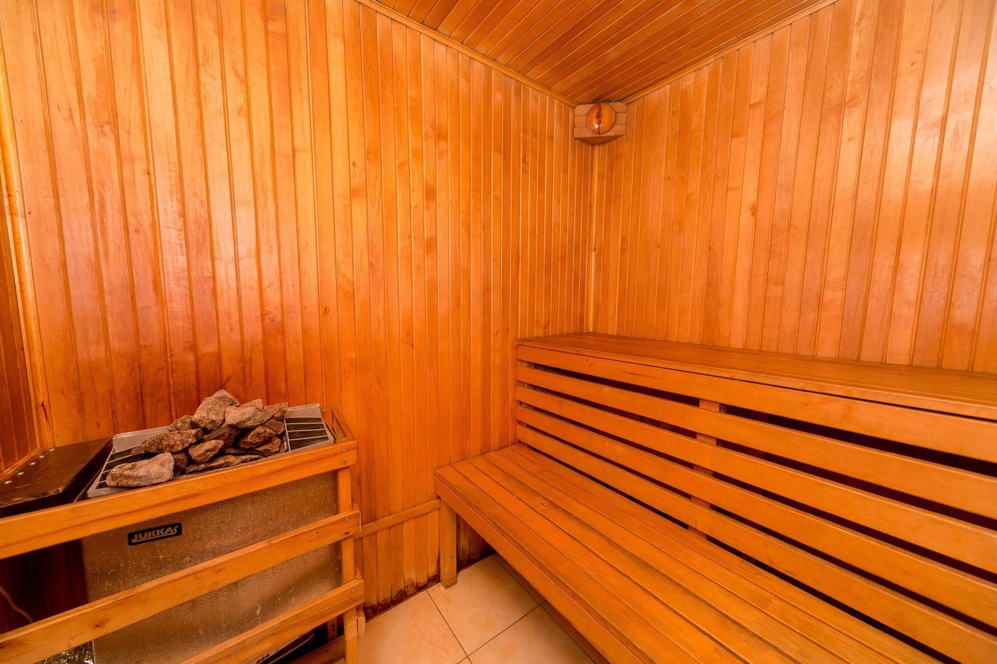 Irina Hotel รีกา ภายนอก รูปภาพ